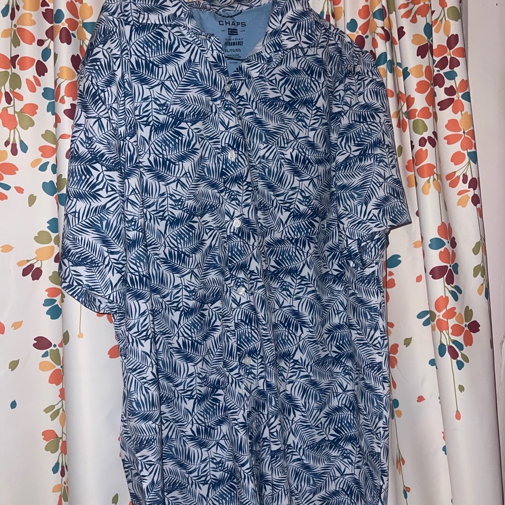 2 men’s Chaps button down shirts